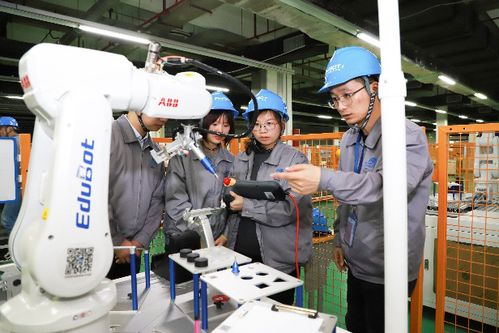 從被吐槽 流水線上的機(jī)器人 到被機(jī)器人取代,背后的故事令人動(dòng)容